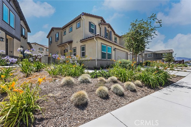 Detail Gallery Image 5 of 25 For 15971 Aventurine Ln, Chino,  CA 91708 - 3 Beds | 2/1 Baths