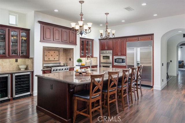 24816 Los Altos Drive, Valencia CA: https://media.crmls.org/medias/71c21bf3-d0a7-43bf-a3af-010b8b8a5ed7.jpg