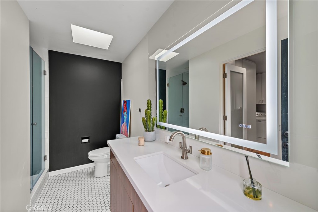 MLS #OC25157494 img 21