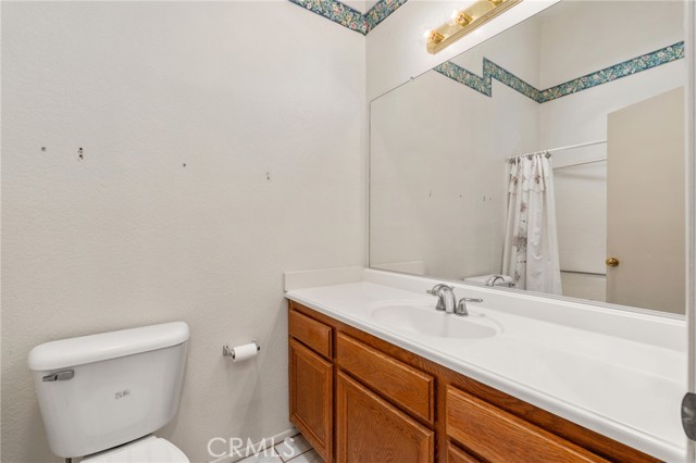 Image 17 of 31 For 22533 Kinross Lane