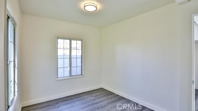 515 S Van Ness Avenue, Santa Ana CA: https://media.crmls.org/medias/71c29c06-c4ea-4ec0-9105-e0c513b6c9a4.jpg