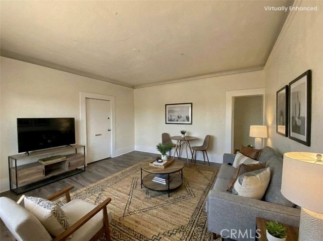 800 Pacific Avenue, Long Beach CA: https://media.crmls.org/medias/71c2c06e-e14c-40be-9df9-0fe4752997a4.jpg