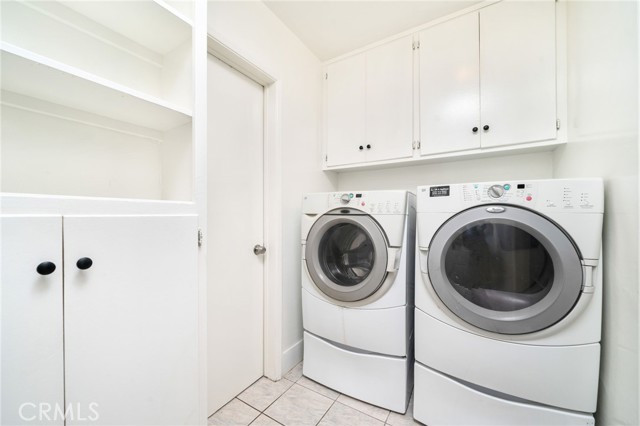 205 Hacienda N Avenue, Glendora CA: https://media.crmls.org/medias/71c36625-fa38-4c96-aa40-567a9634aa3f.jpg