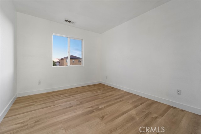 Detail Gallery Image 18 of 26 For 14483 Wapiti Way, Victorville,  CA 92394 - 4 Beds | 2/1 Baths