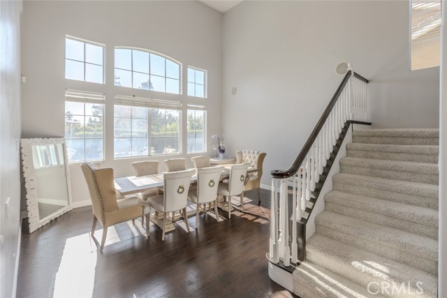 721 Cinnabar Place, Simi Valley CA: https://media.crmls.org/medias/71c465da-36a0-461d-8fba-a0397a33a13b.jpg