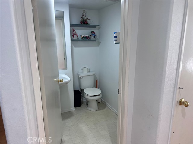 2005 E 120th Street, Los Angeles CA: https://media.crmls.org/medias/71c4fa92-6f42-447b-984f-17b6d977568f.jpg