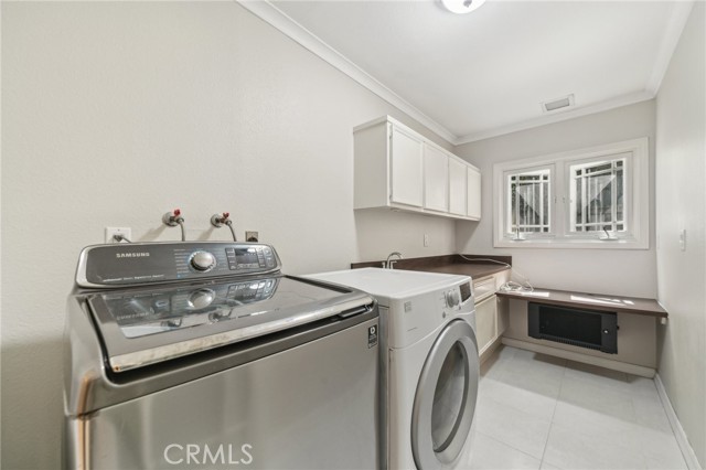 Detail Gallery Image 23 of 40 For 17675 Rainglen, Huntington Beach,  CA 92649 - 3 Beds | 2/1 Baths
