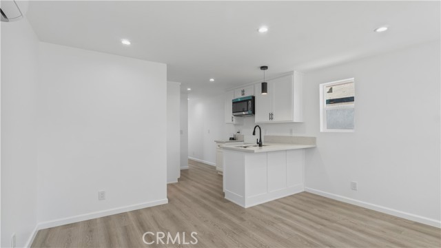 Detail Gallery Image 3 of 15 For 1563 E 119th, Los Angeles,  CA 90059 - 2 Beds | 2 Baths