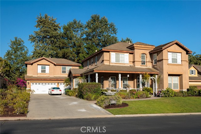 1045 Inverlochy Drive, Fallbrook CA: https://media.crmls.org/medias/71c7a379-fa82-45fc-be6a-e26014e7a954.jpg