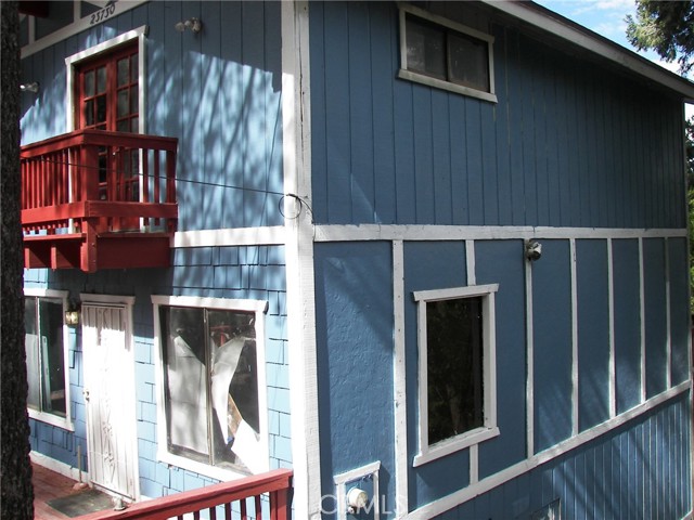 23730 Lakeview, Crestline, CA 92325