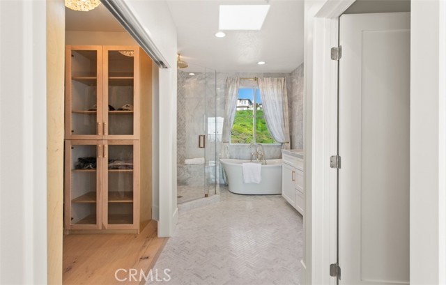 Image 32 of 47 For 7 Suprema Drive