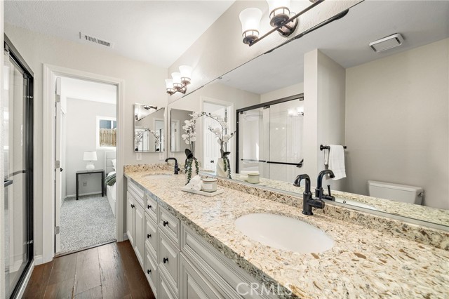 Detail Gallery Image 18 of 49 For 1025 Sea Breeze #11,  Costa Mesa,  CA 92627 - 2 Beds | 2/1 Baths