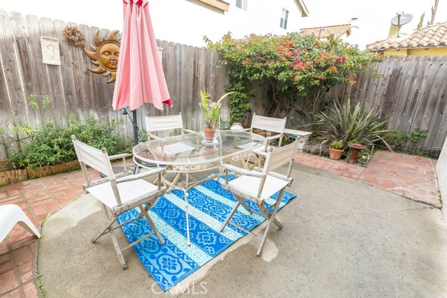 205 Lucia Avenue, Redondo Beach, California 90277, 7 Bedrooms Bedrooms, ,3 BathroomsBathrooms,Residential,Sold,Lucia,SB17052115