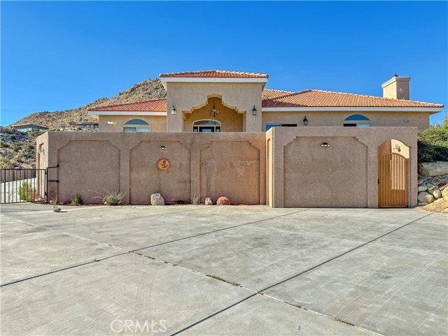 57466 Buena Suerte Road, Yucca Valley CA: https://media.crmls.org/medias/71ca6883-4df6-4705-a28f-48d85514e6ec.jpg