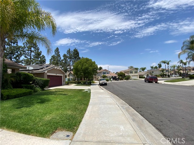 28562 Brige Water Lane, Menifee CA: https://media.crmls.org/medias/71cb6148-4903-4645-b7b3-ab3d9c1f31e5.jpg