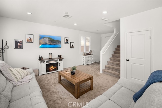 Image 11 of 52 For 30324 Cascade Range Street