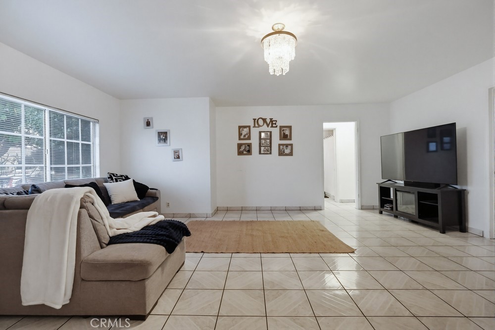 MLS #SB25278373 image #6