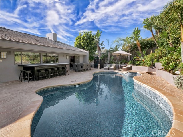 1820 Via Estudillo, Palos Verdes Estates, California 90274, 4 Bedrooms Bedrooms, ,3 BathroomsBathrooms,Residential,Sold,Via Estudillo,PV22014326