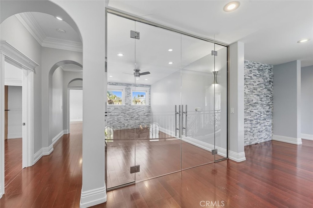 MLS #NP25229140 image #12