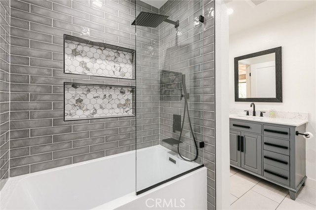 Detail Gallery Image 17 of 47 For 1550 Michael Ln, Pacific Palisades,  CA 90272 - 3 Beds | 3/1 Baths