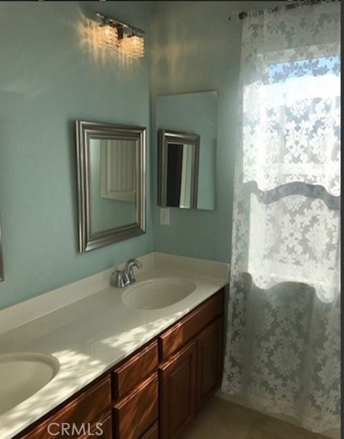 Detail Gallery Image 7 of 22 For 639 Burnt Ranch Way, Chico,  CA 95973 - 4 Beds | 3 Baths