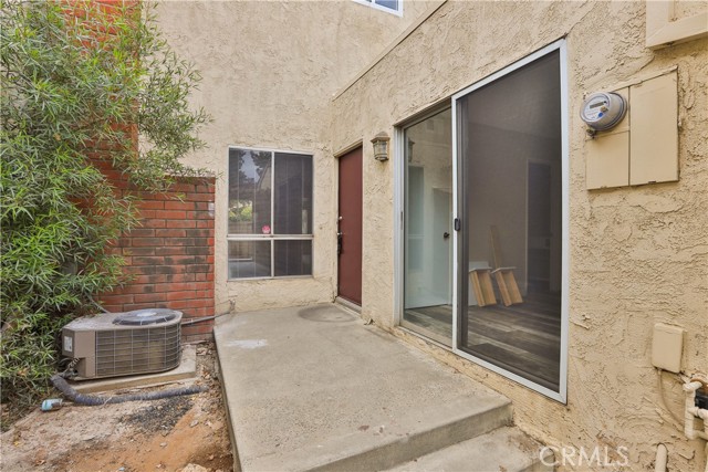 Detail Gallery Image 9 of 58 For 845 Daffodil Dr, Riverside,  CA 92507 - 3 Beds | 2 Baths