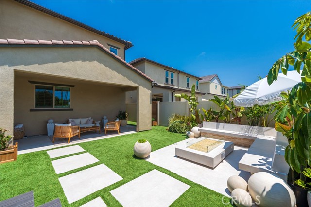 Detail Gallery Image 40 of 49 For 9672 Dawning Dr, Huntington Beach,  CA 92646 - 5 Beds | 4/1 Baths