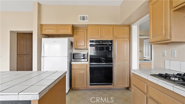 4235 Harbour Island photo 28