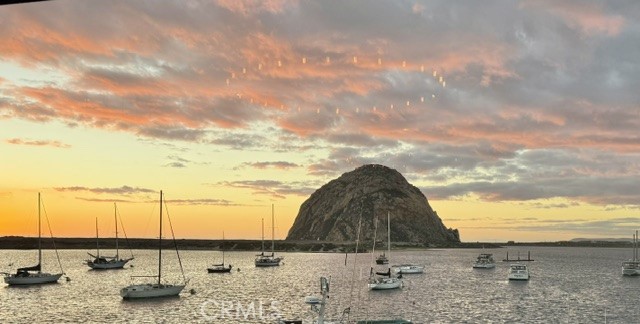 https://media.crmls.org/medias/71cfe027-78d7-4e78-a766-0bdc90a3c4e0.jpg?preset=X-Large