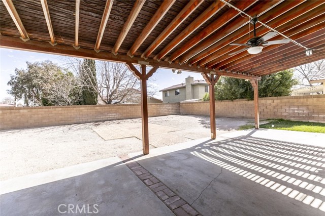 43932 Rembrandt Street, Lancaster CA: https://media.crmls.org/medias/71cfe701-ae03-4636-8fdd-43ff44e0a3ae.jpg