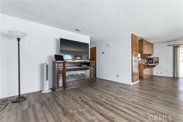 5095 Whispering Oak Way, Paso Robles CA: https://media.crmls.org/medias/71d0fca6-f4a1-4049-af5f-3ff65b334b98.jpg
