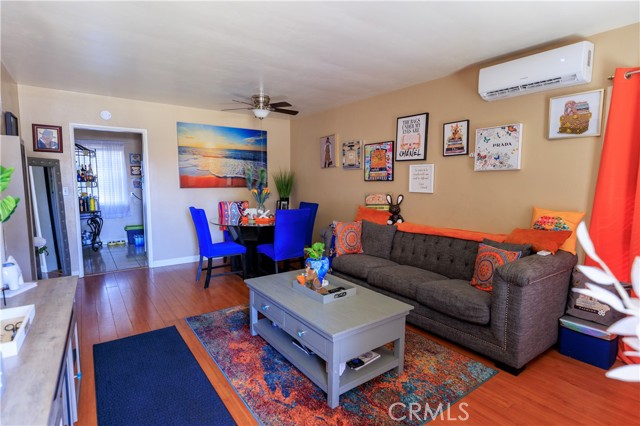 4147 Harrison Street, Riverside CA: https://media.crmls.org/medias/71d17783-fcd5-45b1-99c6-65fcd67a96e4.jpg