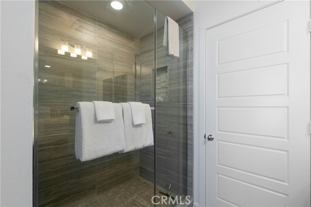 279 W 8th Street, San Pedro CA: https://media.crmls.org/medias/71d19d65-b528-4b8f-8de6-f3ec454e9a3d.jpg
