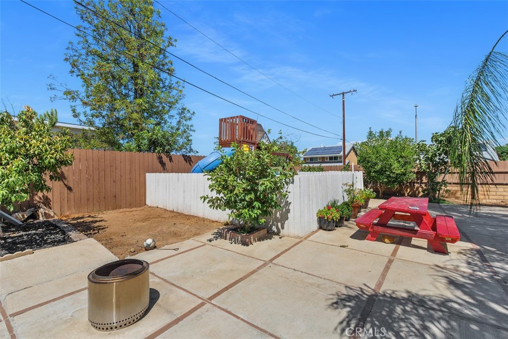 MLS #OC25201281 image #20