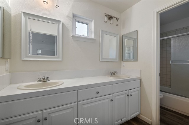 Detail Gallery Image 24 of 30 For 11205 Illusion Way, Bakersfield,  CA 93311 - 4 Beds | 3 Baths