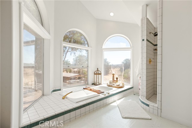 10431 Tussing Ranch Court, Apple Valley CA: https://media.crmls.org/medias/71d26950-a198-4e98-b8f3-9e618b68b7ee.jpg