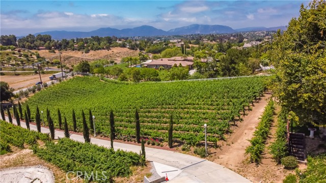 34150 Pauba Road, Temecula CA: https://media.crmls.org/medias/71d3010c-e356-4bfa-9b3e-ab88cc85c7f6.jpg