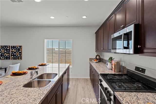 Detail Gallery Image 24 of 47 For 11649 Sable Way, Moreno Valley,  CA 92557 - 4 Beds | 2/1 Baths