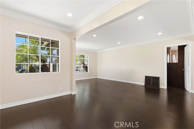 Detail Gallery Image 8 of 41 For 12208 Dunrobin Ave, Downey,  CA 90242 - 3 Beds | 2 Baths