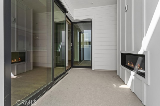515 1/2 Jasmine, Corona del Mar CA: https://media.crmls.org/medias/71d3ec3b-91f4-405c-8ff4-4069347124c0.jpg