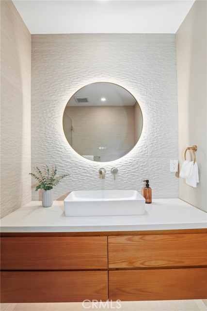 Detail Gallery Image 29 of 47 For 23856 Aetna, Woodland Hills,  CA 91367 - 4 Beds | 3 Baths