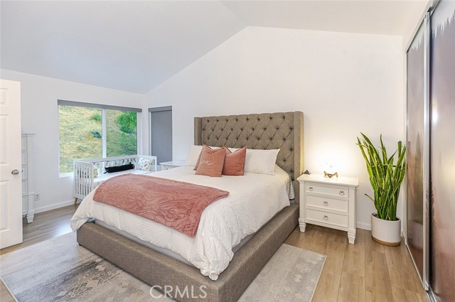 30030 Grandifloras Road, Canyon Country CA: https://media.crmls.org/medias/71d52dc2-e6bb-4a92-ba3c-08a33a5b3e03.jpg