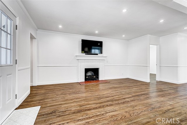 Detail Gallery Image 34 of 38 For 3010 Laurel Ave, Manhattan Beach,  CA 90266 - 4 Beds | 2 Baths