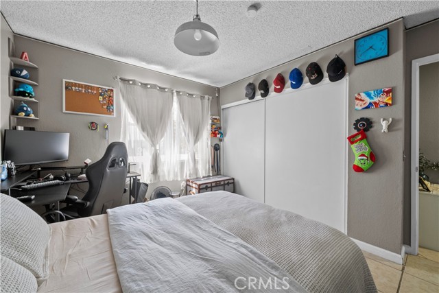 3052 E Avenue S4, Palmdale CA: https://media.crmls.org/medias/71d59786-8969-4761-827c-5acbd6d7ca19.jpg