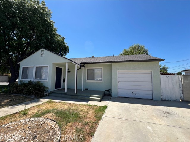 Detail Gallery Image 1 of 15 For 16836 Covello St, Lake Balboa,  CA 91406 - 2 Beds | 1 Baths