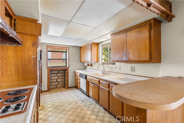 Detail Gallery Image 7 of 19 For 9461 Lotus Dr, Westminster,  CA 92683 - 4 Beds | 2 Baths