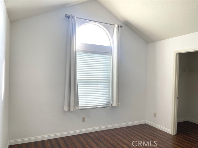 2985 Amber Drive, Corona CA: https://media.crmls.org/medias/71d76034-9a98-4b7b-8300-e96f7402abbc.jpg