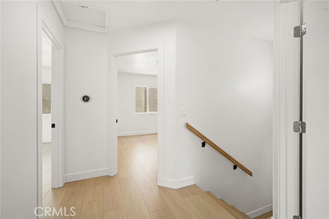 Detail Gallery Image 20 of 33 For 7010 Lennox Ave #B,  Van Nuys,  CA 91405 - 4 Beds | 2 Baths