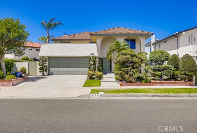 Detail Gallery Image 1 of 44 For 3681 Fenley Dr, Los Alamitos,  CA 90720 - 4 Beds | 3 Baths