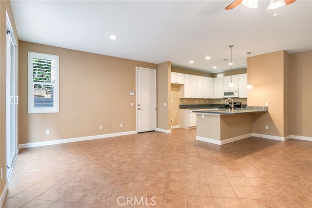 Detail Gallery Image 8 of 30 For 26392 Fowler Dr, Loma Linda,  CA 92354 - 4 Beds | 3/1 Baths